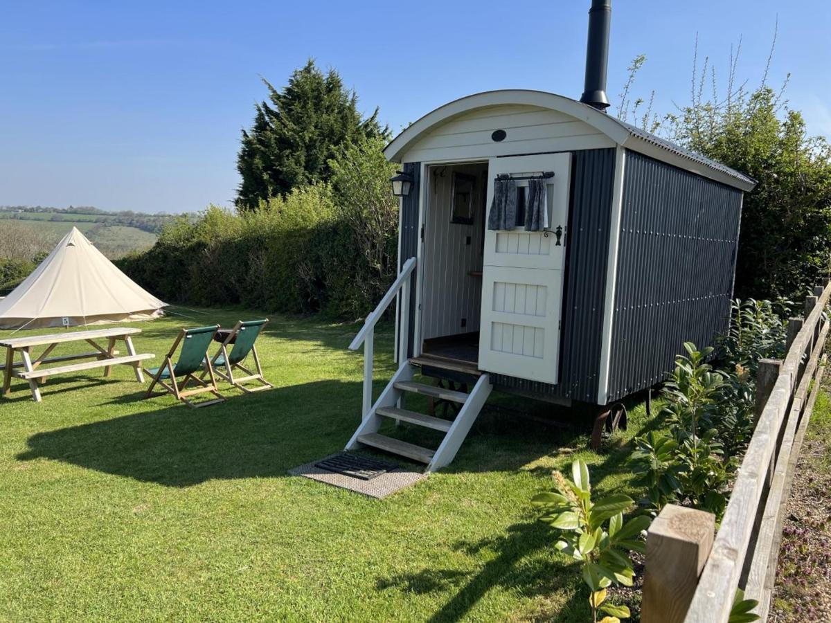 Farm Shepherds Hut With Firepit And Wood Burning Stove Campsite *